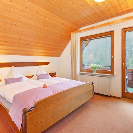 Decker'S Bio Hotel Zum Lamm Байрсброн Экстерьер фото